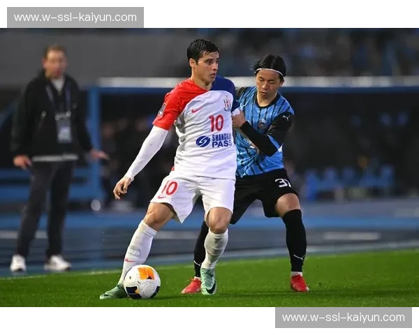 东方对决：川崎前锋与广州恒大的亚洲足球史诗